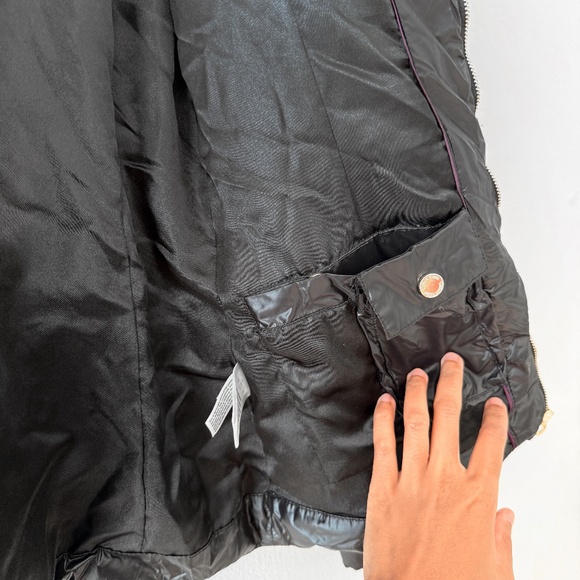 Calvin klein packable black down jacket with removable hood - Picture 9 of 9